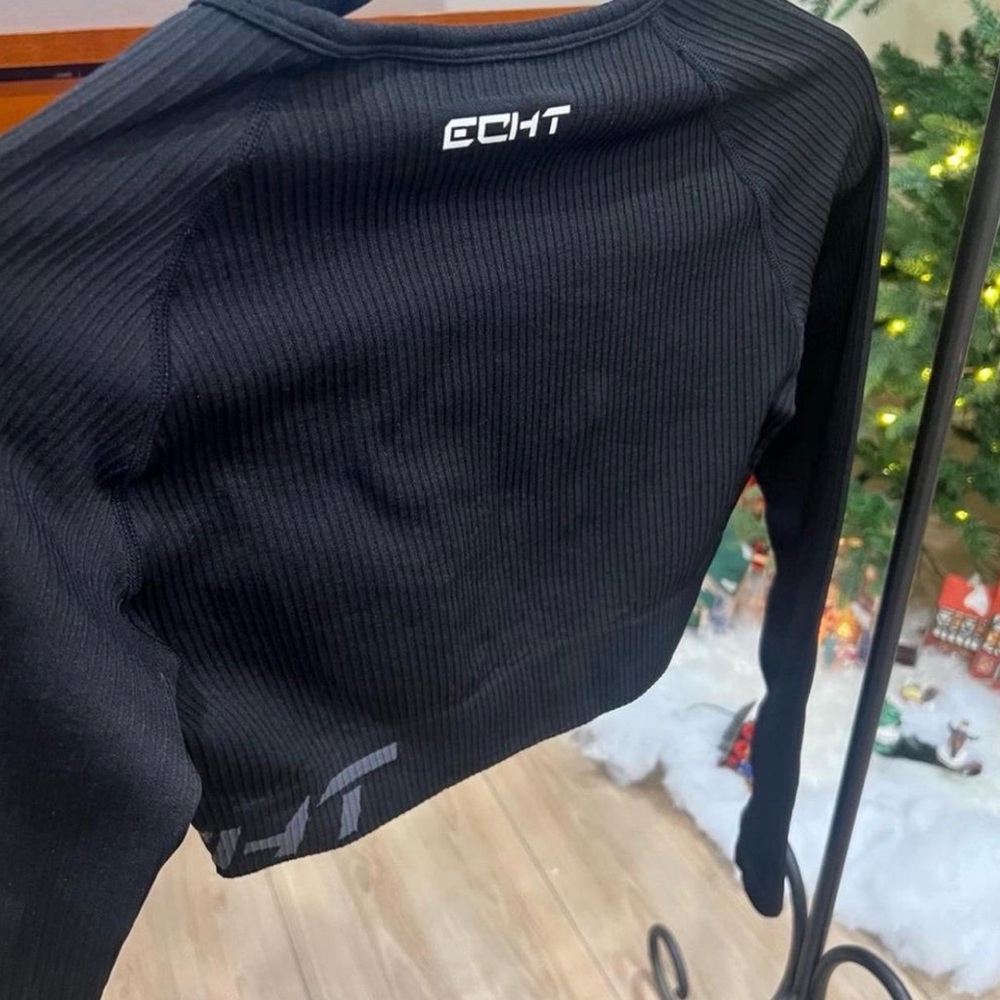 ECHT Women's Black Ribbed Long Sleeve Tee